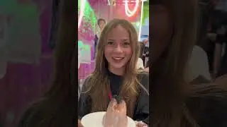 Котики танцуют 🥹