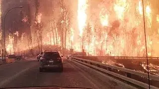 Massive #Wildfire Evacuates City of 80000 in Fort McMurray #Alberta, #Canada