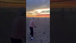 Jugando el voley