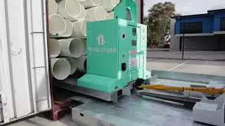 Safe container loader of cargo into shipping containers - TyneLoader