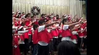 SANTA MASH-UP Gates Street Elementary Chorus