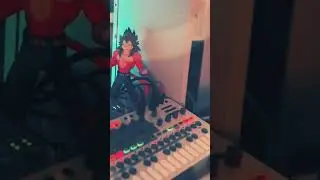 Sonicwear LoFi-12 madness and that SP404 groove! #mpc3000 #beats #lofi