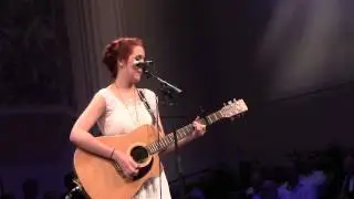 Lacy King singing 