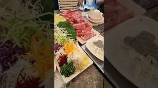 Кафе. Ресторан. Вкусная еда. Хорошая компания. Гурманы. ЩабуЩабу. Корея. Любим вкусно покушать