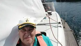 На двух яхтах на остров