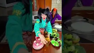 Ice cream challenge! Pink color food vs green food 