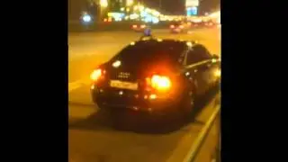 а301мр97 ждет пассажира на полосе ОТ