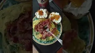 Omelet & Bagels for LUNCH!