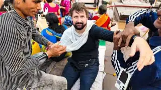 Surprise Shave at the Ganges River in Varanasi 🇮🇳