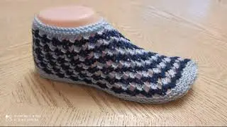 Simple slippers on two knitting needles IN ONE FABRIC No. 29.