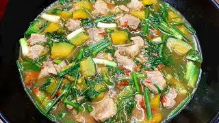 #แกงอ่อมฟักทองกระดูกแก้วหมู ถึงเครื่องพริกแกง ฟักทองอ่อนหวานมัน หอมผักชีลาว กระดูกแก้วกรุ๊บๆ..แซ่บ!!