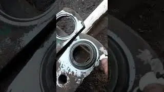 Ремонт продольних тяг трактора.