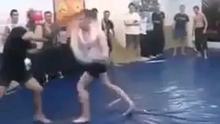 КИКБОКСЕР ПРОТИВ БОКСЕРА