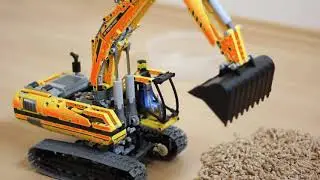 LEGO TECHNIC 8043 EXCAVATOR