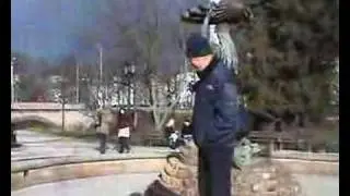 Рига памятник зелёная 2008 год февраль