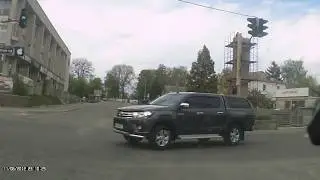 Світлофор, повороти - для лохів. Хмільник.Toyota