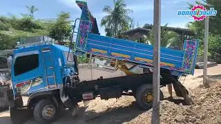 รถหกล้อดั้มดิน รถเทดิน ถมที่ Dump Trucks #dumptruck