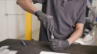 [EN] Remove and refit GDI injectors safely | Masters of Motion