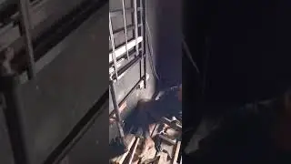 pemasangam pintu anti burhan di rbw rehapan team gwm liandi di rbw binaan