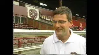 Stephane Mahe signs for Hearts - 2001