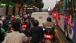 kalau tidak kosan ya kerja asalkan jangn cekIn