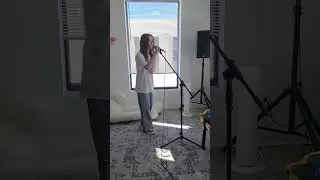 Уроки вокала для Яси в Майами. Хорошо получается? 