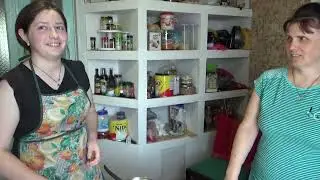 Делала с Ниной заготовки на торты 🎂