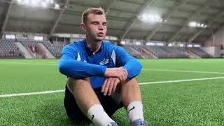 🎙️| Пообщались после тренировки с нашим полузащитником Алексеем Лариным.