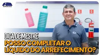 Posso completar o líquido de arrefecimento com água?