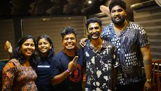 മീശക്കാരൻ വിനീതും കൂടെ പൊളപ്പൻ