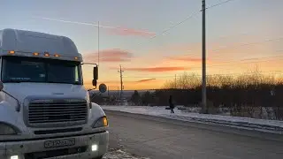 Выезжаю с ремонта и сразу на север. Едем в паре. Дтп в Тобольске. Запускаем реф. Ночую в Салыме.