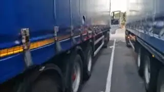 Срязаха ми брезента