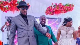Eddy kenzo akyekoze kumbaga ya manager we Martin beta