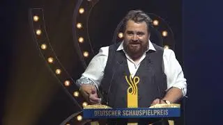 PREISTRÄGER 𝖨𝖭 𝖣𝖤𝖱 𝖪𝖠𝖳𝖤𝖦𝖮𝖱𝖨𝖤 Schauspieler in einer Nebenrolle ist: Tristan Seith