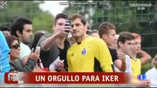 Sara Carbonero y Martín apoyan a Casillas en su presentación con el Oporto