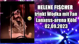 Helene Fischer trinkt Wotka mit Fan