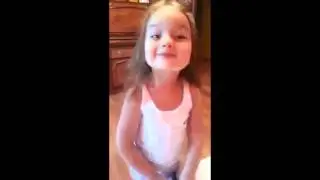 Как она глазками стреляет