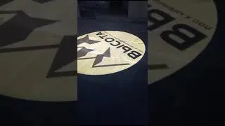 Уличный рекламный проектор