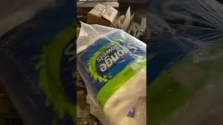 Do sponge towels go bad? Dumpster diving