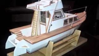 Barco de madera a mano