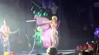 Miley Cyrus pissed off