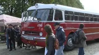 Выставка музейных автобусов