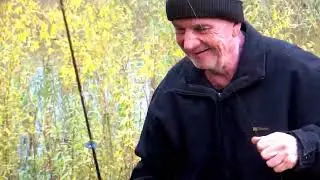 На рыбалке, на щуку... поймал. Все как обычно