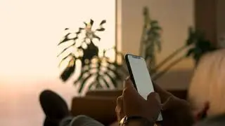 ROYALTY FREE VIDEO | guy texting on his smartphone