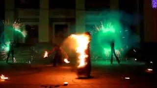 Огненное шоу от R-Fire (фрагмент с горящим человеком)