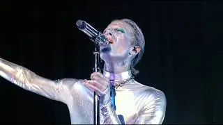 The Neighbourhood - Wiped Out (From Middle Of Somewhere Tour Documentary)