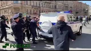 Задержание Дениса Михайлова в Петербурге