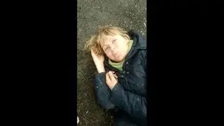 Утомилась немного, прилегла отдохнуть