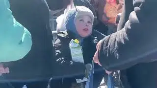 Раздача гуманитарной помощи на украине 14.03.2022