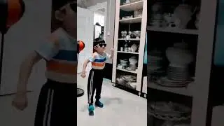 На движухе пацан 😂 #движуха #танцы #дети